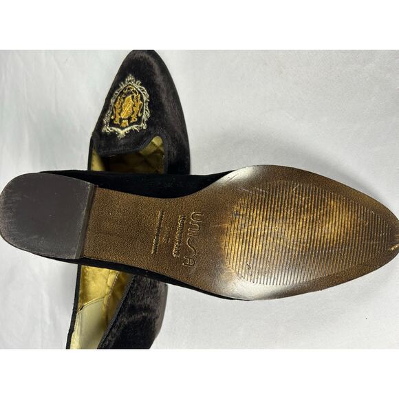 Unisa  dark black Velvet Flats Gold Embroidered Badger Womens 7 academia￼ - Picture 4 of 9